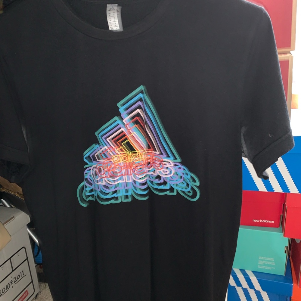 Adidas retro shirt